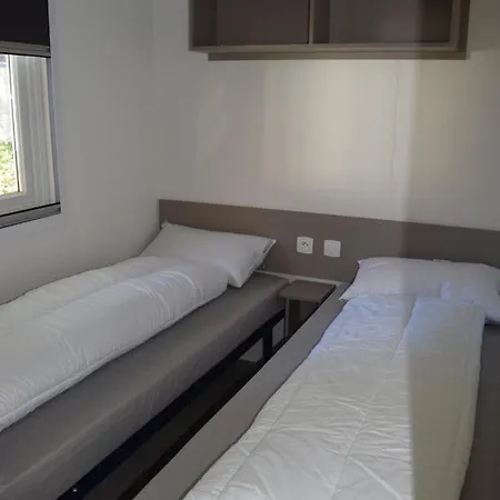 Campeggio Mobilhome 526 3ch/2sdb Camping 4* La Réserve Siblu