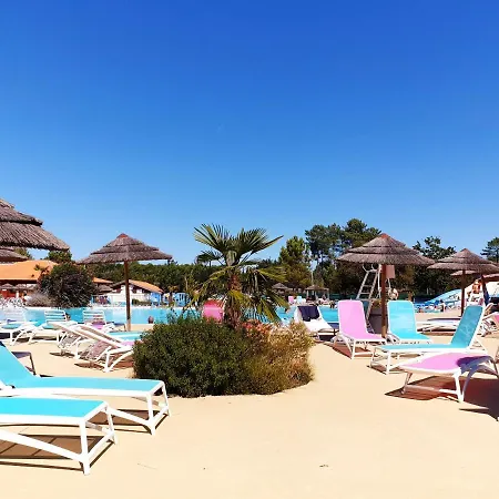 Campeggio Mobilhome 526 3ch/2sdb Camping 4* La Réserve Siblu *